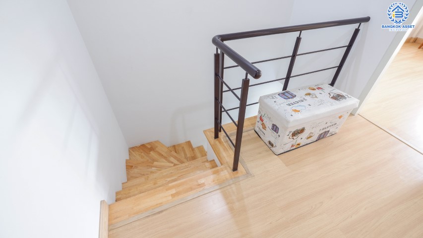 *****ทาวน์เฮ้าส์มือสองย่านปทุมธานี ม.ศุภาลัย เบลล่า กรุงเทพ-ปทุมธานี หลังมุม! เนื้อที่เยอะถึง 29.5 ตร.ว. ฟังก์ชัน 3 ห้องนอน 2 ห้องน้ำ 2 ที่จอดรถ ต่อเติมครัว แถมเฟอร์นิเจอร์ทั้งหลัง ทำเลเชื่อมต่อถ.กรุงเทพฯ-ปทุมธานี, ถ.กาญจนาภิเษก